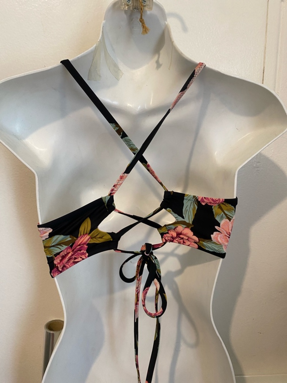 Shade & Shore Black Floral Tie-Front Bikini Top - Pink & Green Flowers - Picture 2 of 4